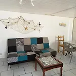 Hébergement de vacances La Petite Maison Bleue 2 à 3 Personnes